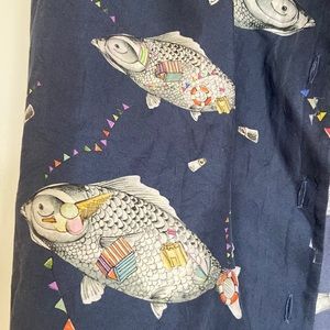 VILAGALLO blue fish print silk sleeveless top